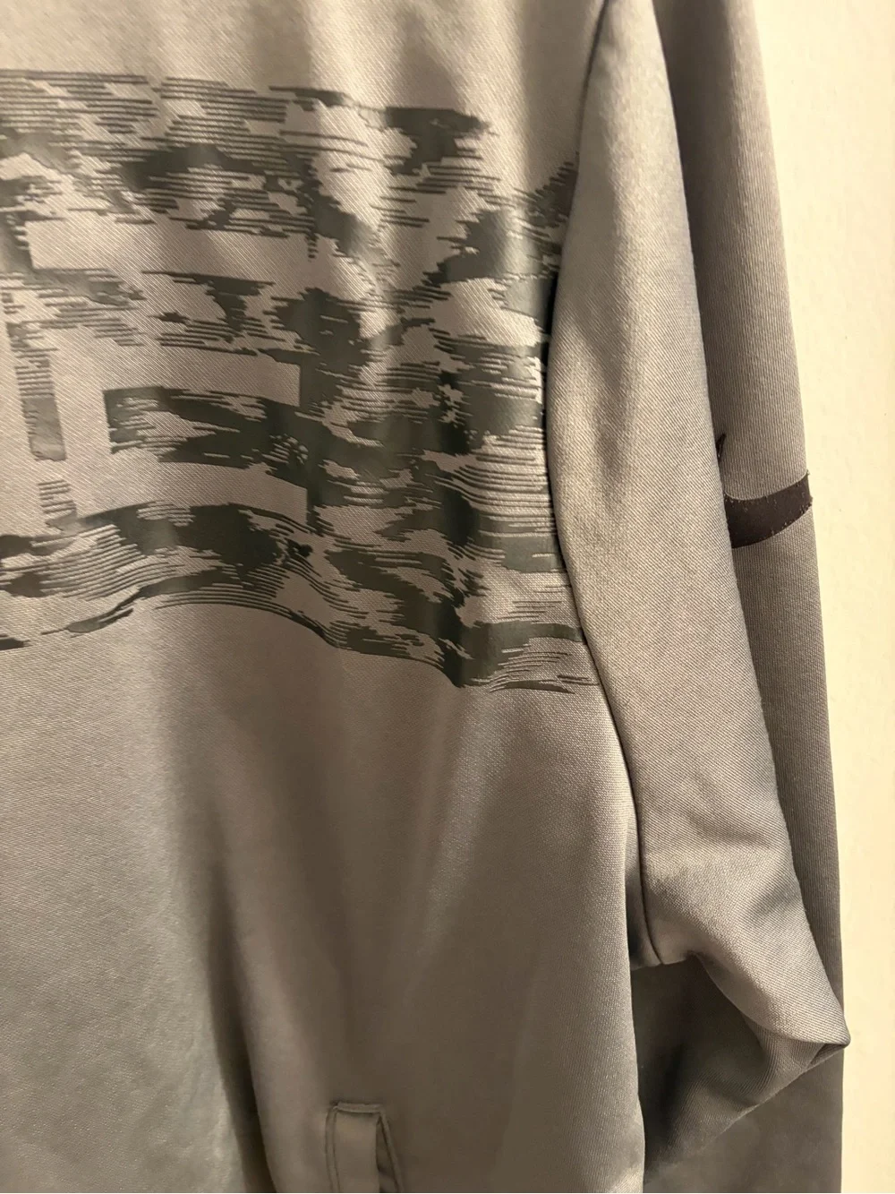 Nike Gray ELITE Hooded Performance Pullover